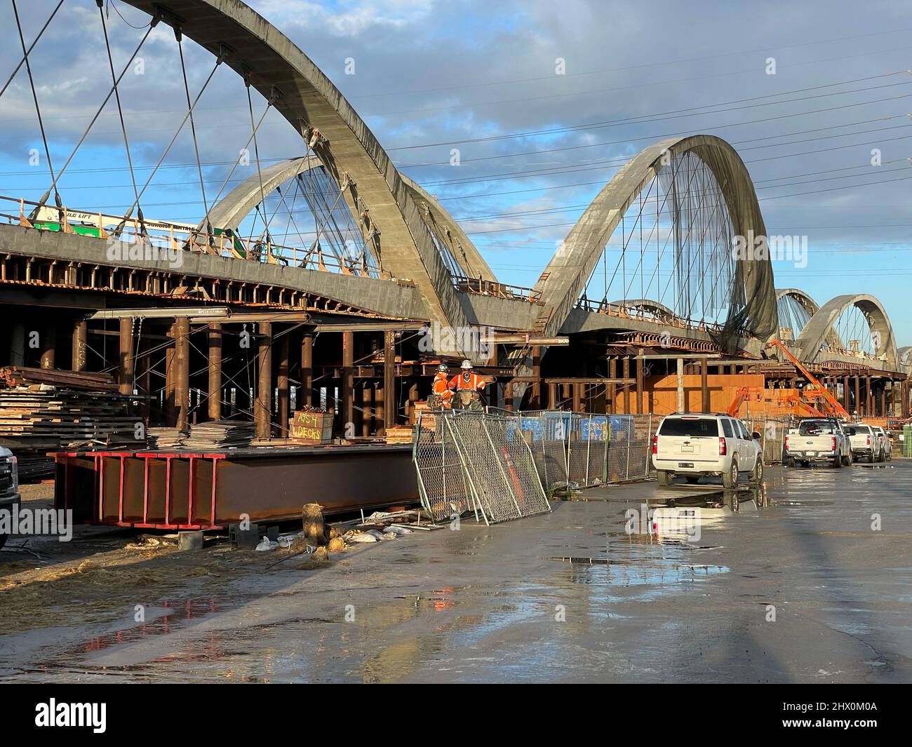 Die 6. Street Bridge wird in Downtown Los Angeles, CA, gebaut Stockfoto