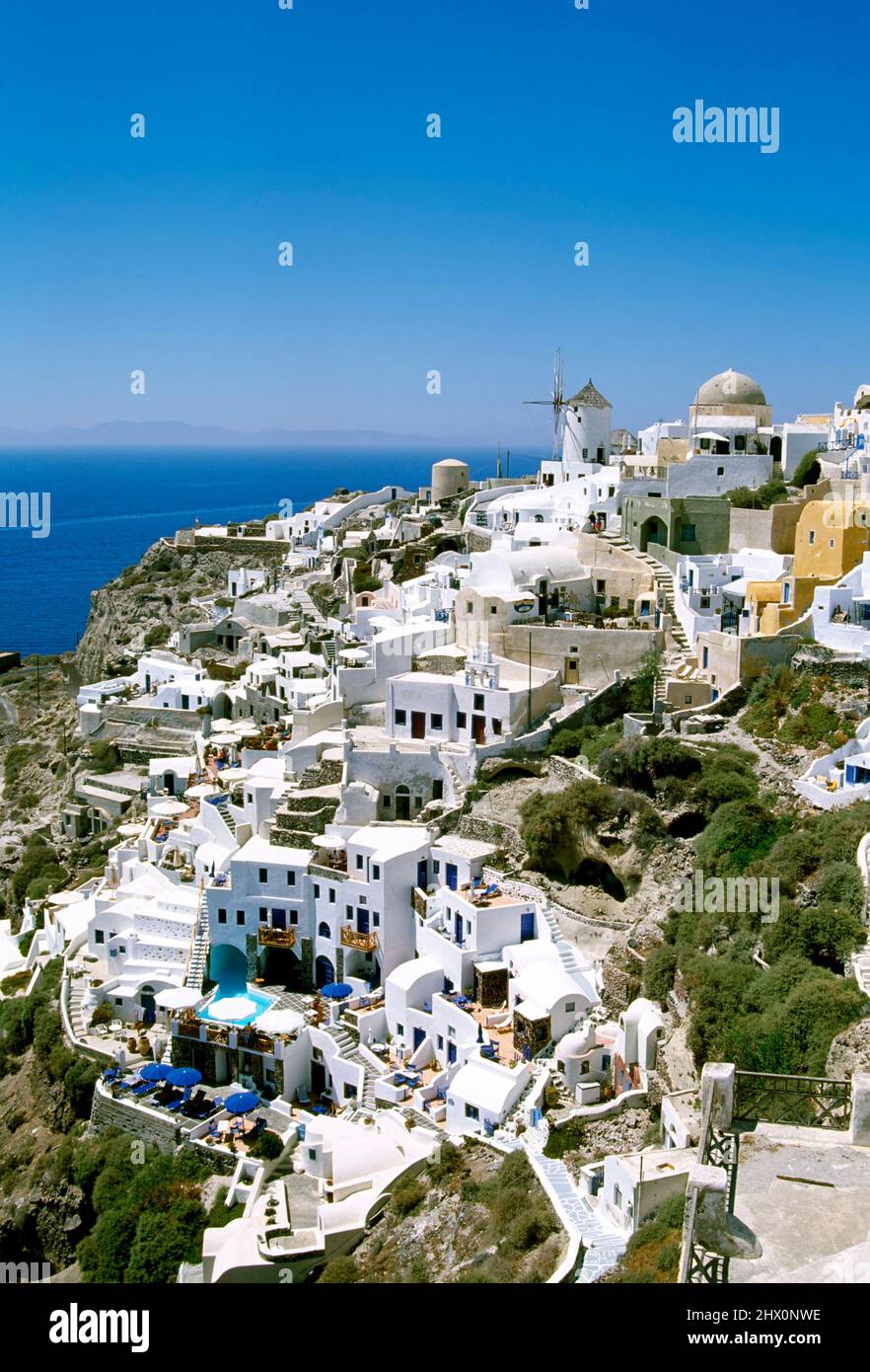Blick auf Fira, Santorini, Kykladen, Griechenland, Europa Stockfoto