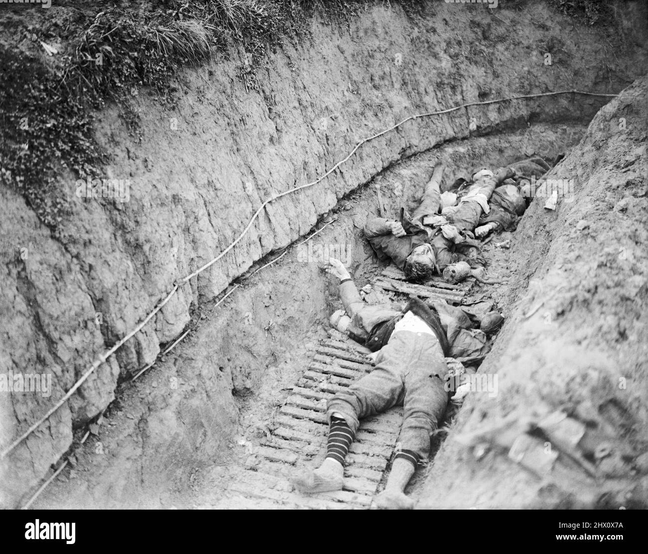 Deutsche Soldaten starben in einem Graben. Flesquieres, 23. November 1917. Stockfoto