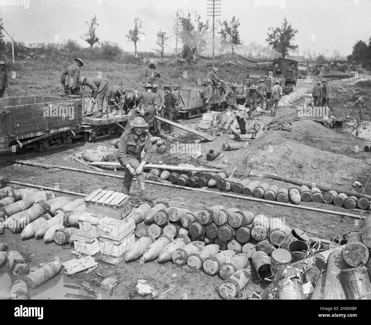 Ersten weltkrieg artillerie munition Fotos und Bildmaterial in hoher