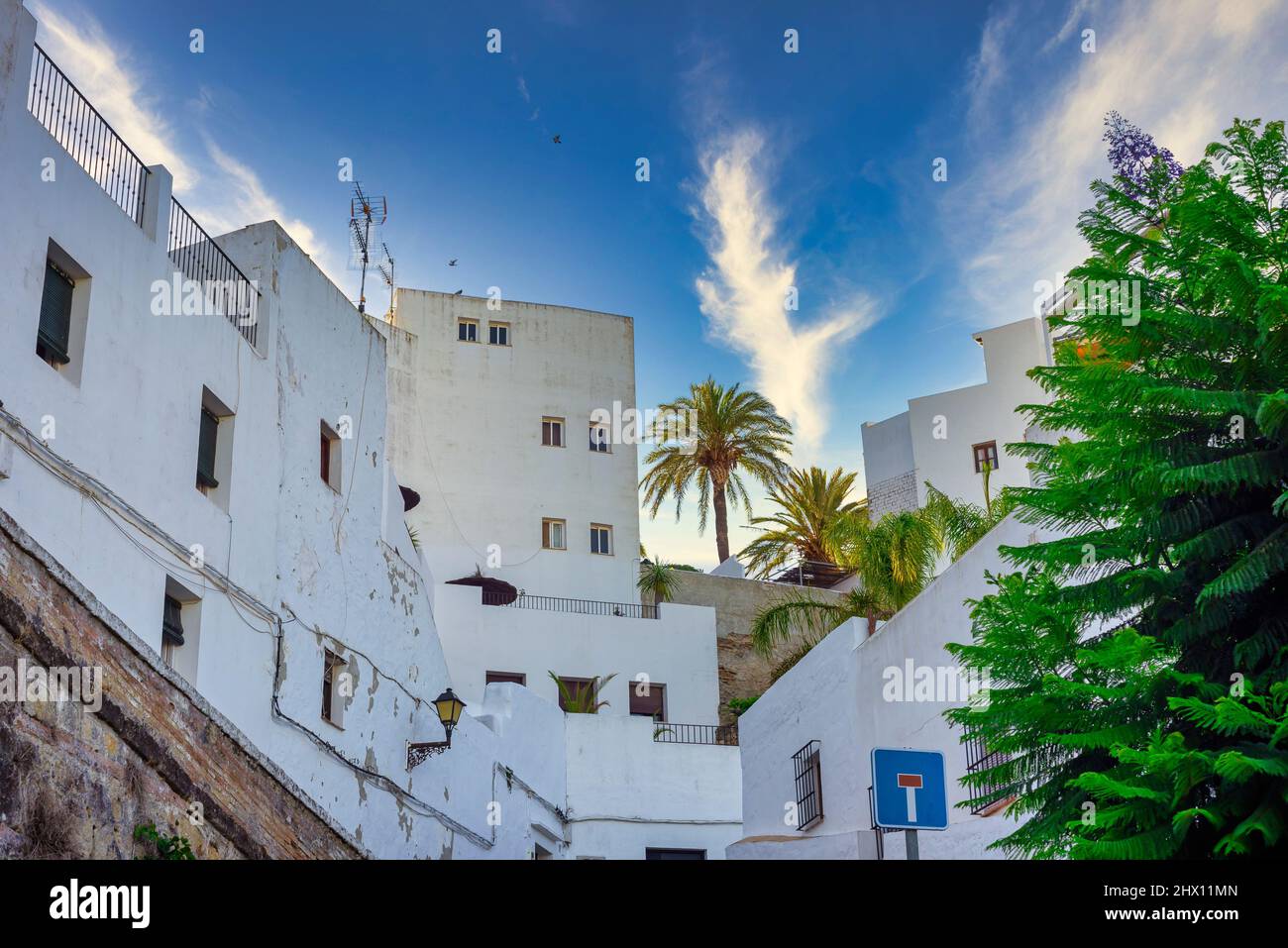 Häuser von Vejer in Cedz, Andalusien, Spanien. Menschen mit tief verwurzelten Traditionen und starker Verbindung zur arabischen Welt. Stockfoto