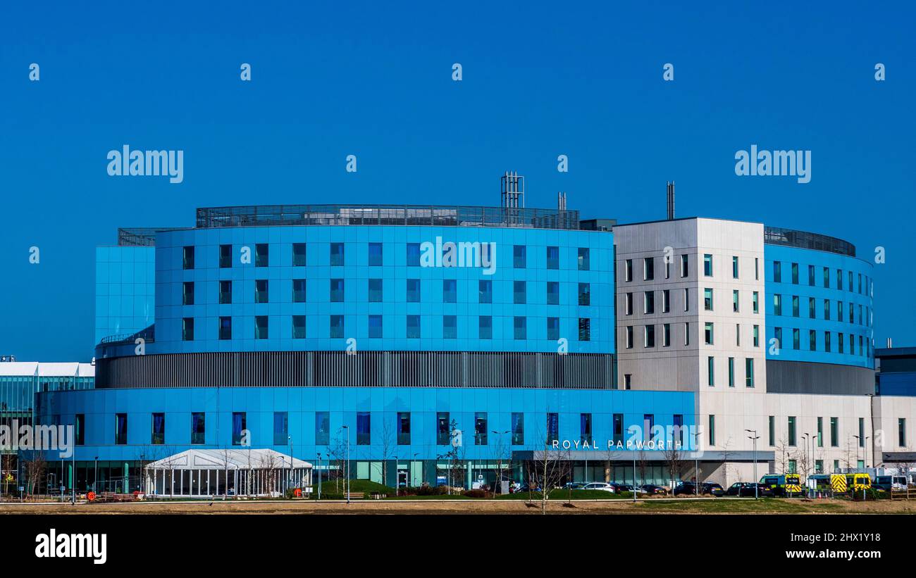 Royal Papworth Hospital auf dem Cambridge Biomedical Campus Architekten HOK eröffnet 2019. Das führende Herz- und Lungenkrankenhaus Großbritanniens. Stockfoto
