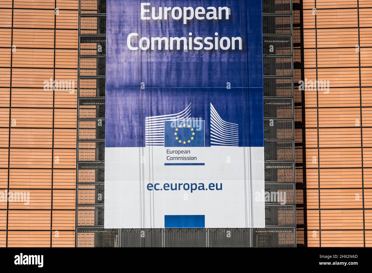 Stadt Brüssel - Belgium9: Weitwinkelansicht der Fassade des Berlaymont-Gebäudes, Sitz der Europäischen kommission. Stockfoto