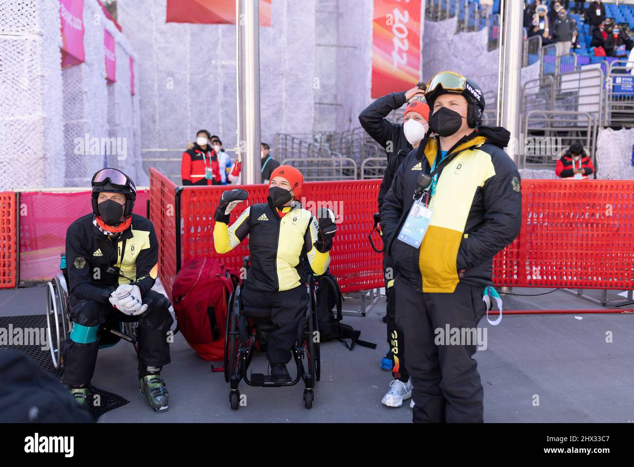 Yanqing (China) / National Alpine Center / 07.03.2022 para Ski Alpin / Kombination: FORSTER, Anna-Lena (GER) vom BRSV Radolfzell (BAD) fiebert beim R Stockfoto