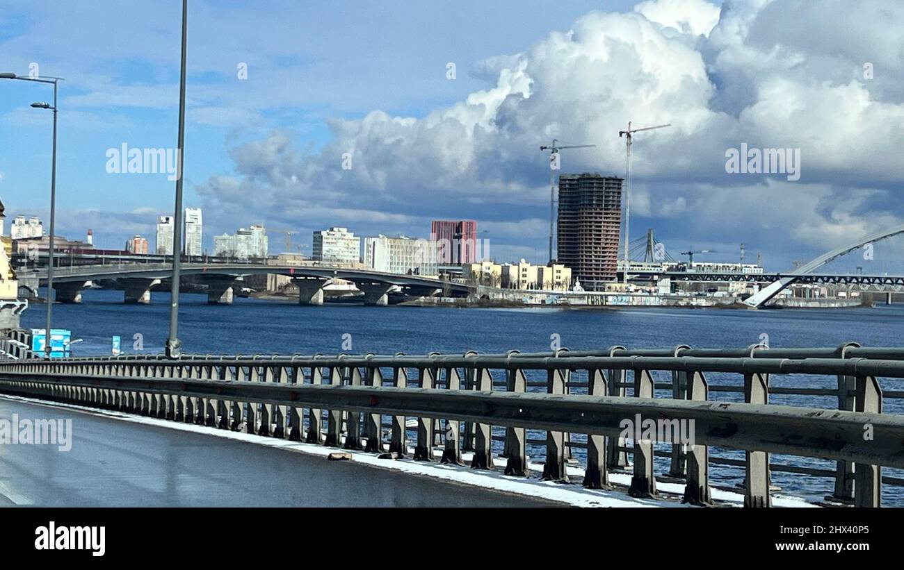 Die Situation in Kiew, Ukraine, während der russischen Invasion, als Russland in die Ukraine einmarschierte, abgebildet am 9. März 2022. (CTK Photo/Pavel Nemecek) Stockfoto