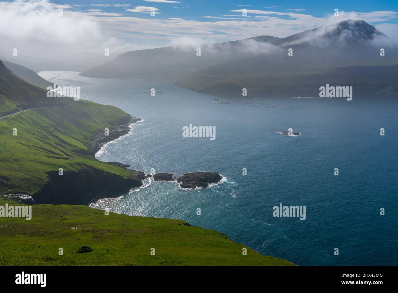 Sorvagsfjordur, Vagar, Färöer, Dänemark. Stockfoto