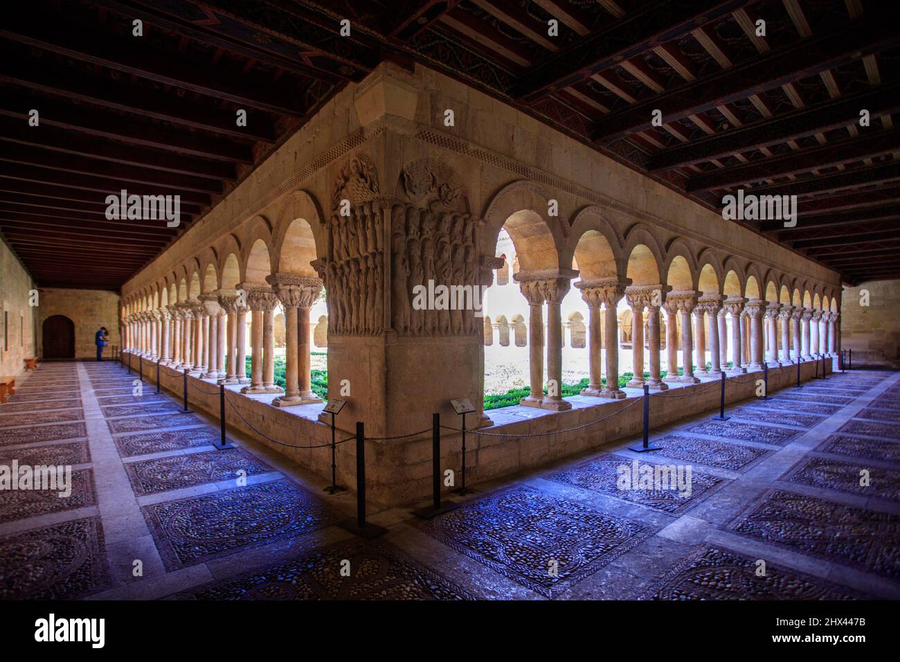 Das Kloster von Santo Domingo de Silos. Burgos. Die romanische Kunst des Klosters ist eine der schönsten, die wir in Spanien finden können. Stockfoto