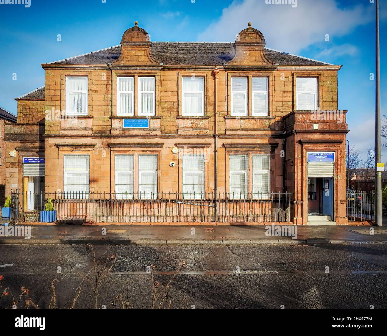 CLYDEBANK, SCHOTTLAND 04. FEBRUAR 2022 In diesem alten Bankgebäude