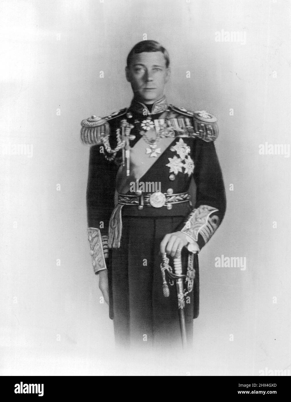 König Edward VIII., 176 Jahre lang erster Bachelor-König von England. Edward, Prinz von Wales, wurde am 22. 1936. Januar zum König von England erklärt, nach dem Tod seines Vaters König George V., der im Alter von 70 Jahren in Sandringham am 20.. Januar stattfand. Der neue König ist der erste Junggesellenkönig, der seit 176 Jahren in England herrscht. 16. Februar 1936. Stockfoto