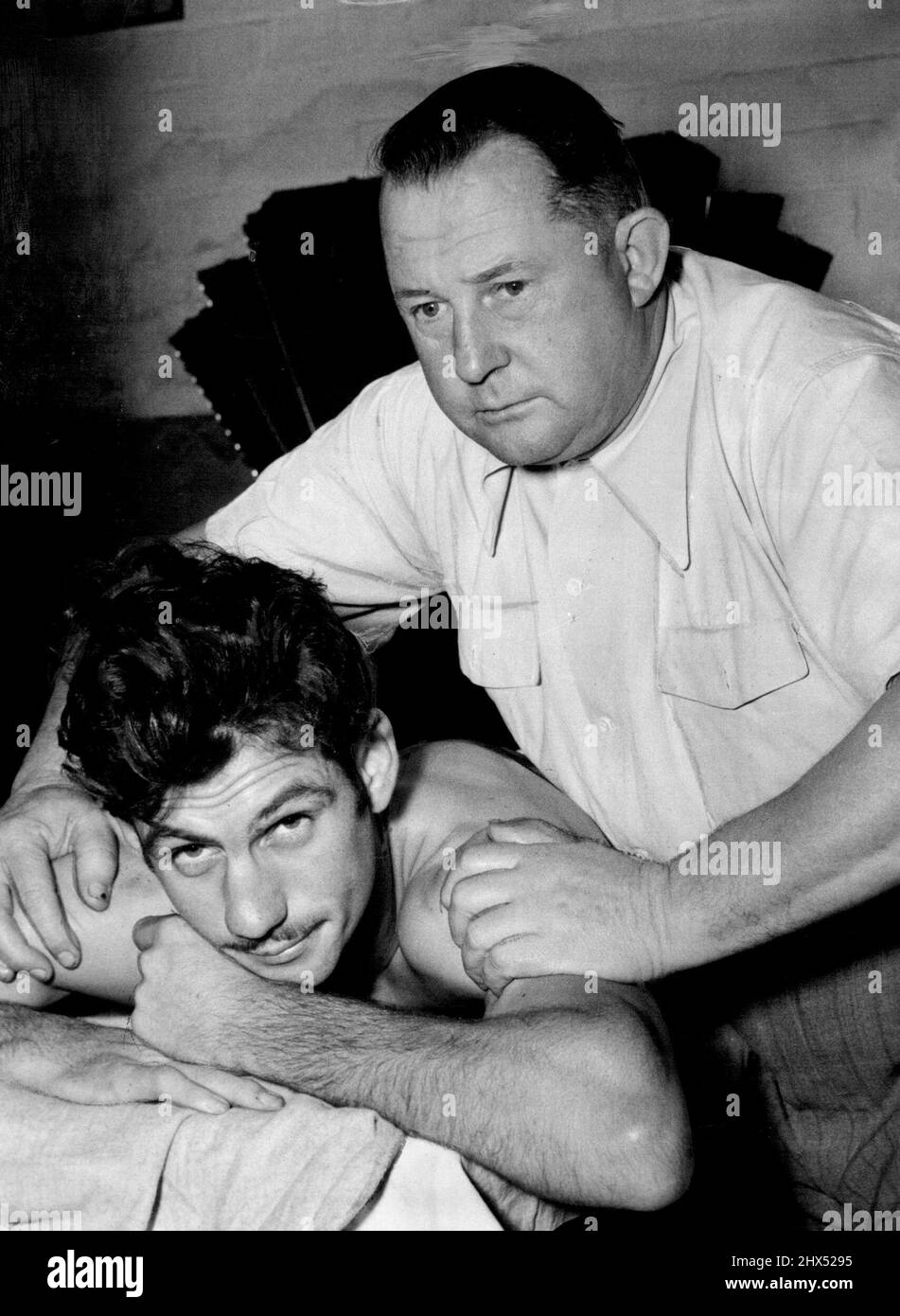 Än McQuillan heute. Johnson kämpft morgen Abend gegen Len Ditmar. 28. April 1952. Stockfoto