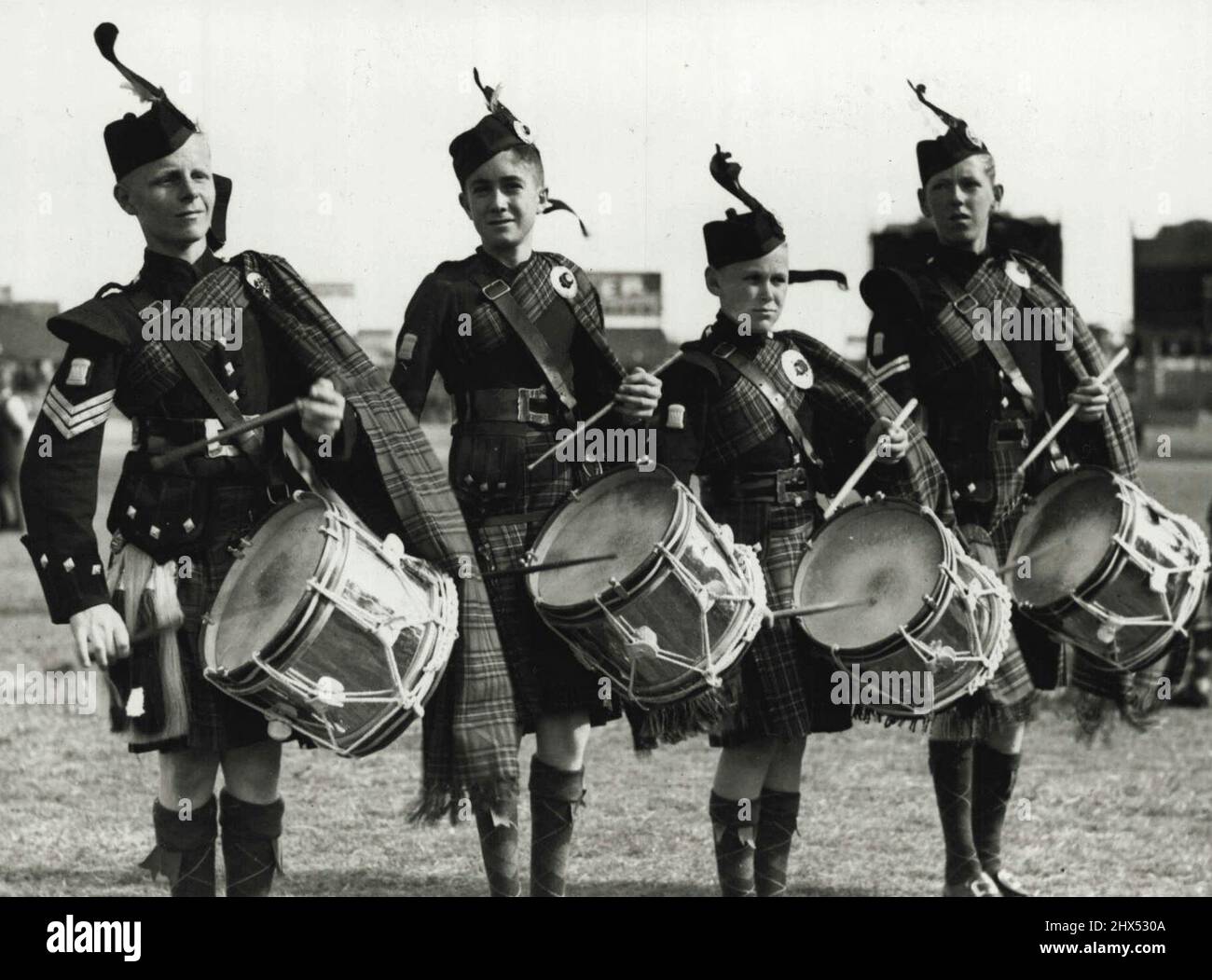 Highland Gathering - Side Drum Musik der Dulwich Hill Pipe Band, die heute die Champion Junior Band war. 06. Januar 1936. Stockfoto