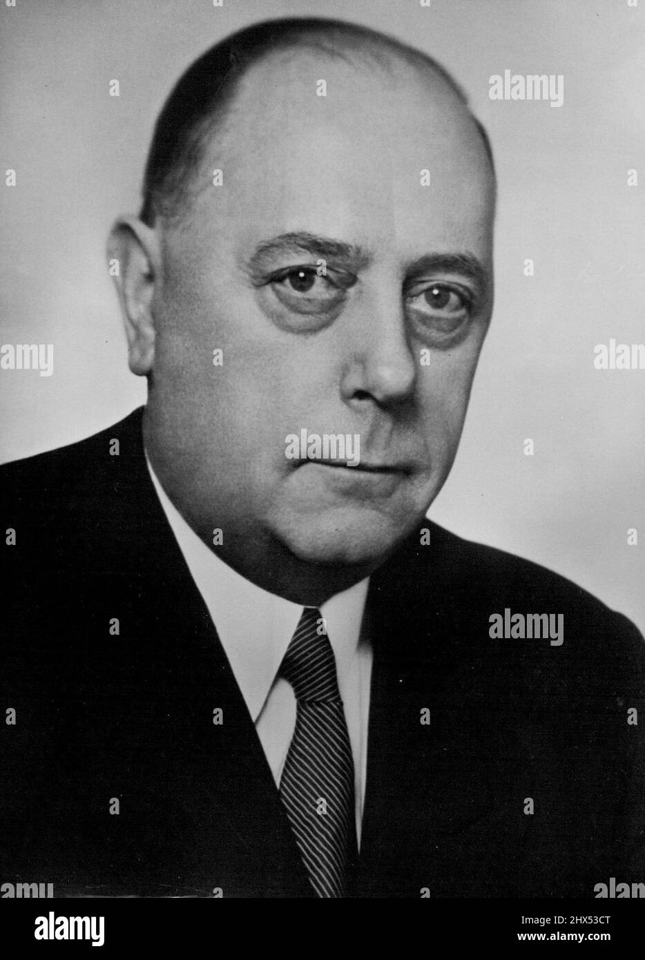 Westdeutsche Politiker: Walter Schreiber der Oberbürgermeister von West-Berlin. 14. September 1954. (Foto von E. Bieber, Camera Press). Stockfoto