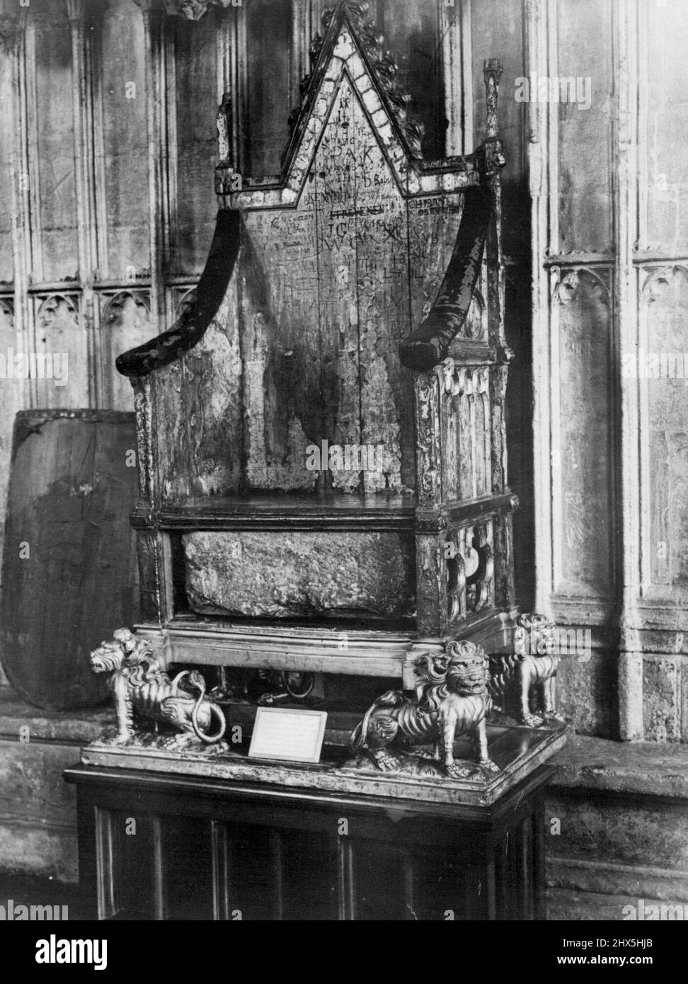 Coronation Chair & Thrones - British Royalty. 12. April 1936. (Foto: Sport & General Press Agency, Limited). Stockfoto