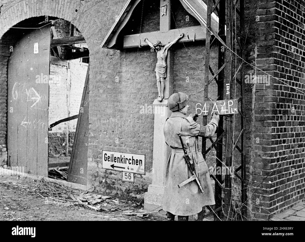 Amerikanische Truppen - Allgemeine Aktion & Manöver Ausländische Truppen. 22. Januar 1945. (Foto von British Official Photo). Stockfoto