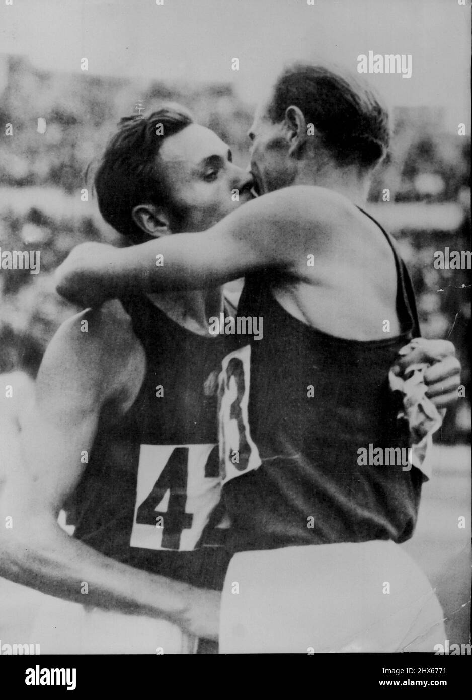 Er teilte sich den ersten platz Fotos und Bildmaterial in hoher