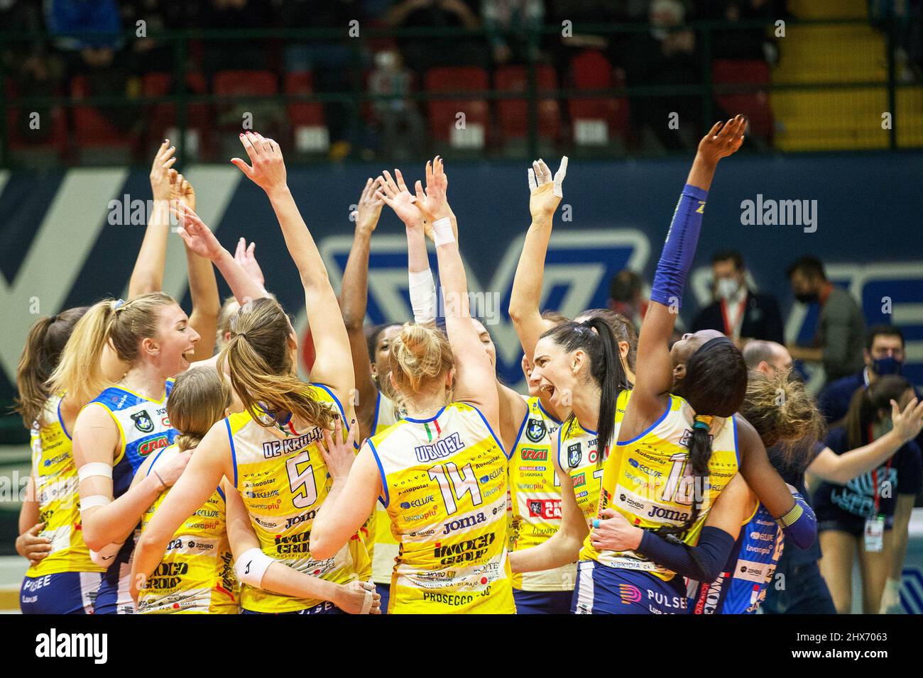 Arena di Monza, Monza (MB), Italien, 09. März 2022, Jubel der Spieler von Imoco Conegliano bei den Viertelfinalen - Vero Volley Monza gegen Carraro Imo Stockfoto