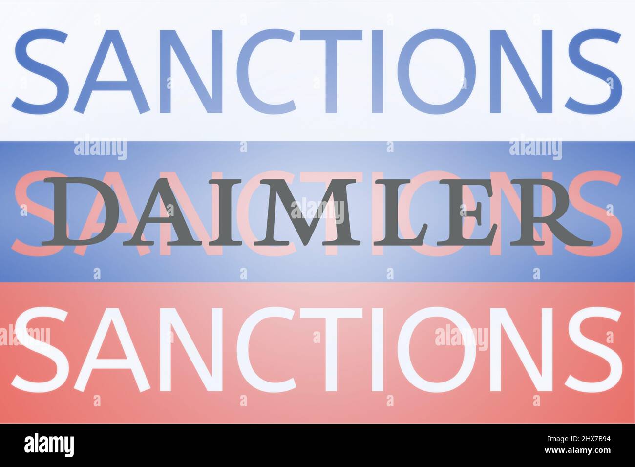 Daimler-Logo vor der russischen Flagge. Sanktionen gegen Russland wegen seiner Invasion in der Ukraine. März 2022, San Francisco, USA Stockfoto