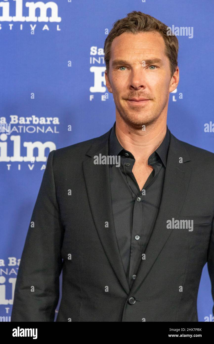 Santa Barbara, USA. 09. März 2022. Rote Teppich Ankunft, Benedict Cumberbatch. Das Santa Barbara International Film Festival 37. ehrt Benedict Cumberbatch am 9. März 2022 mit dem Cinema Vanguard Award im Arlington Theater in Santa Barbara, Kalifornien. (Foto: Rod Rolle/Sipa USA) Quelle: SIPA USA/Alamy Live News Stockfoto