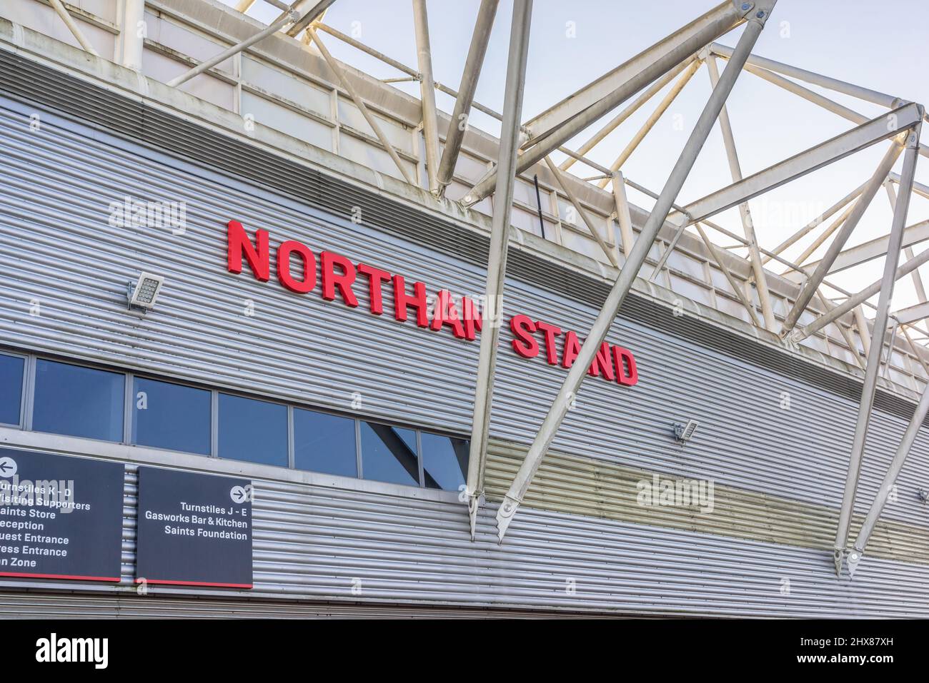 Northam Stand, Fußballstadion des Saints FC in St. Mary's, Southampton, Hampshire, England, Großbritannien Stockfoto