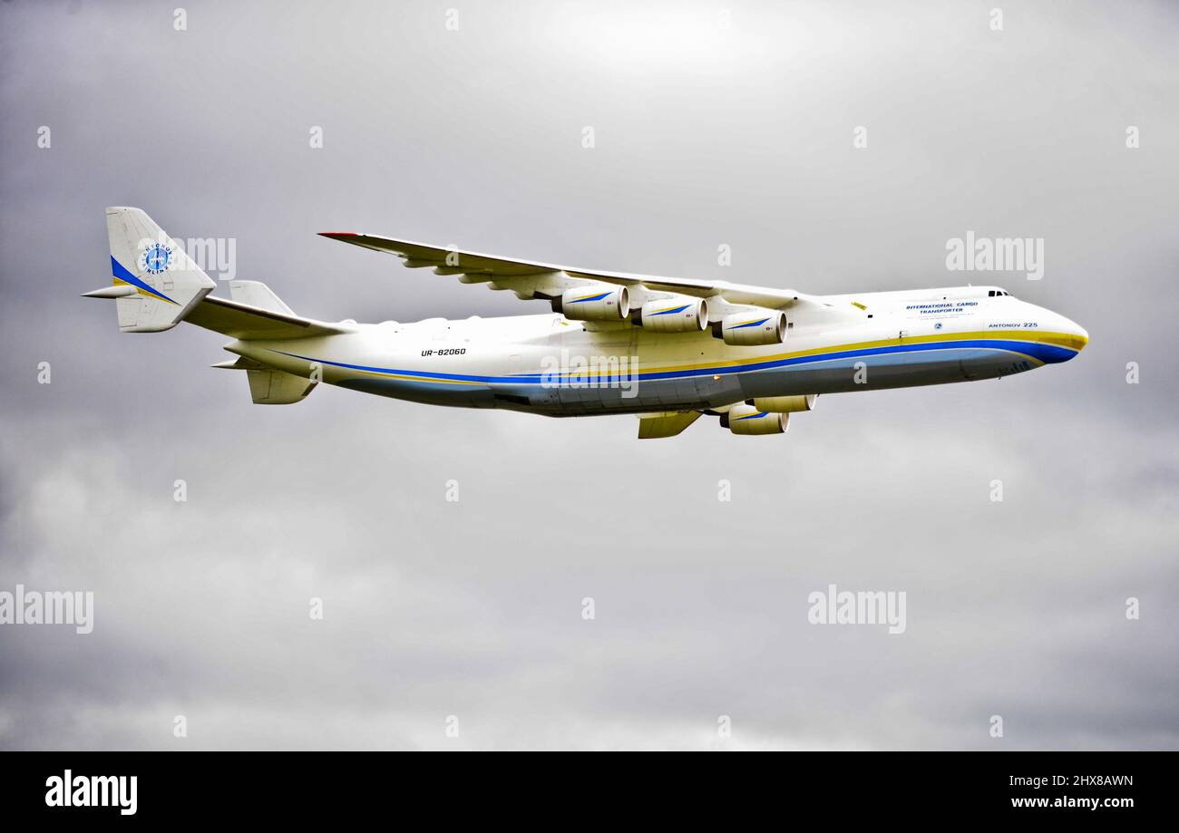 Antonov 225 das größte Frachtflugzeug der Welt Stockfoto