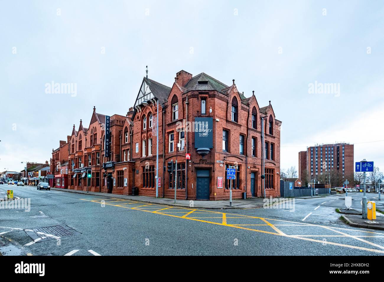 Das Royal Hotel mit Eckbar an der Nantwich Road in Crewe Chesthire, Großbritannien Stockfoto