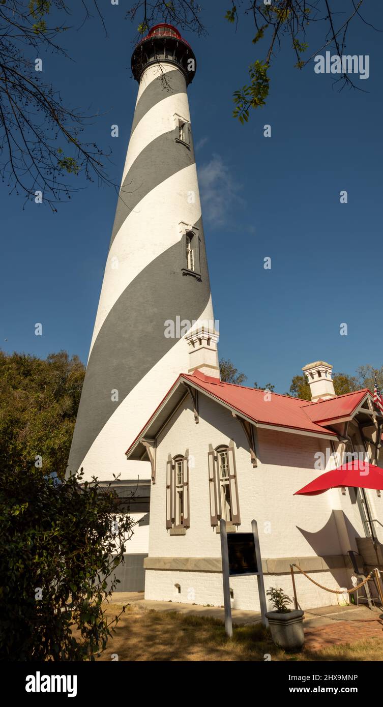 Außenansicht des Leuchtturms im historischen St. Augustine, Florida. Stockfoto