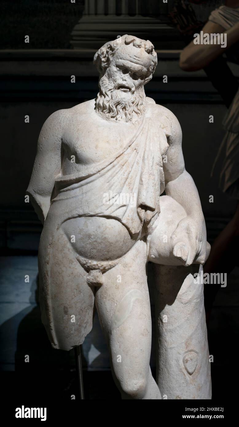 Statue von Silenus aus Neapolis, 1.. Jahrhundert u.Z. Römische Zivilisation. Archäologisches Museum Istanbul, Türkei. Stockfoto