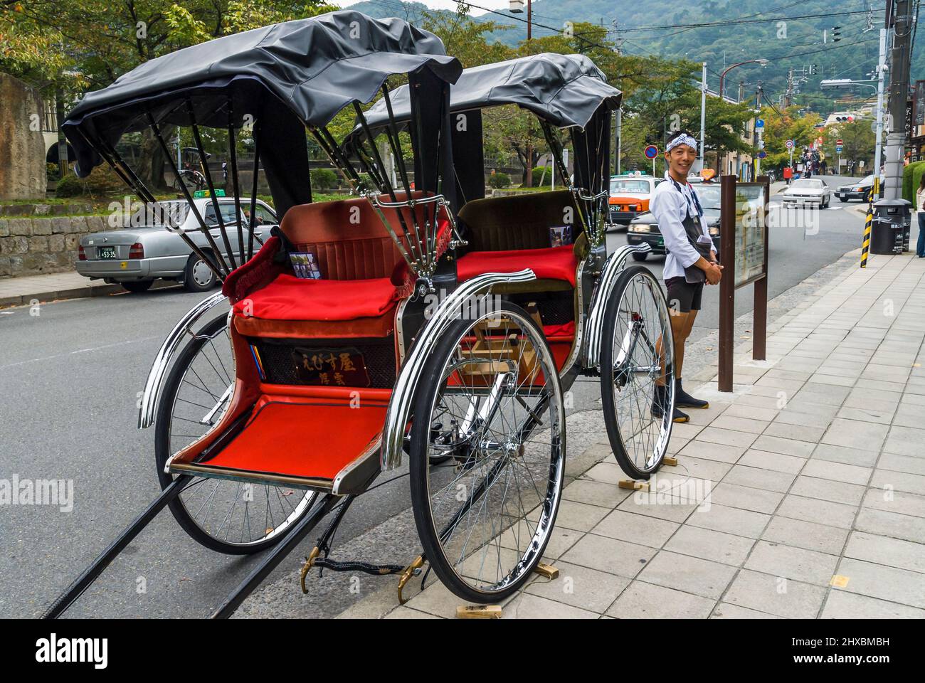 Rikscha-Abzieher in Arashiyama, Kyoto, Japan. Stockfoto