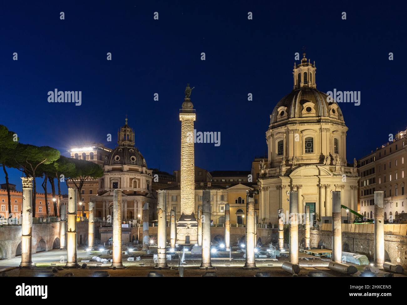 Sonnenuntergang auf dem Forum von Trajan, Rom, Italien Stockfoto