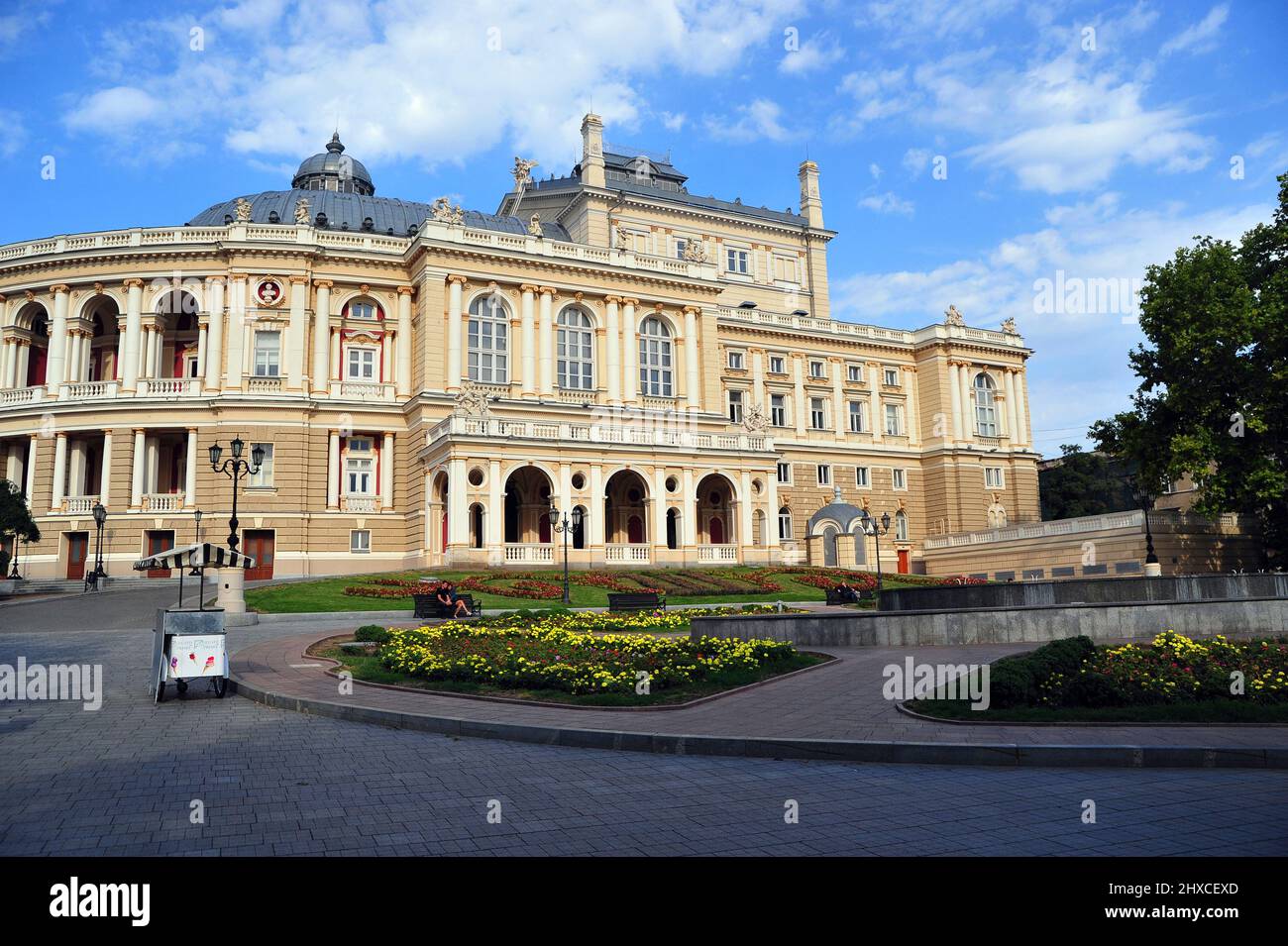 Il Teatro nazionale accademico dell'Opera e del balletto di Odessa, Ucraina, è il più antico teatro della città, nonchè uno degli edifici più famosi Stockfoto