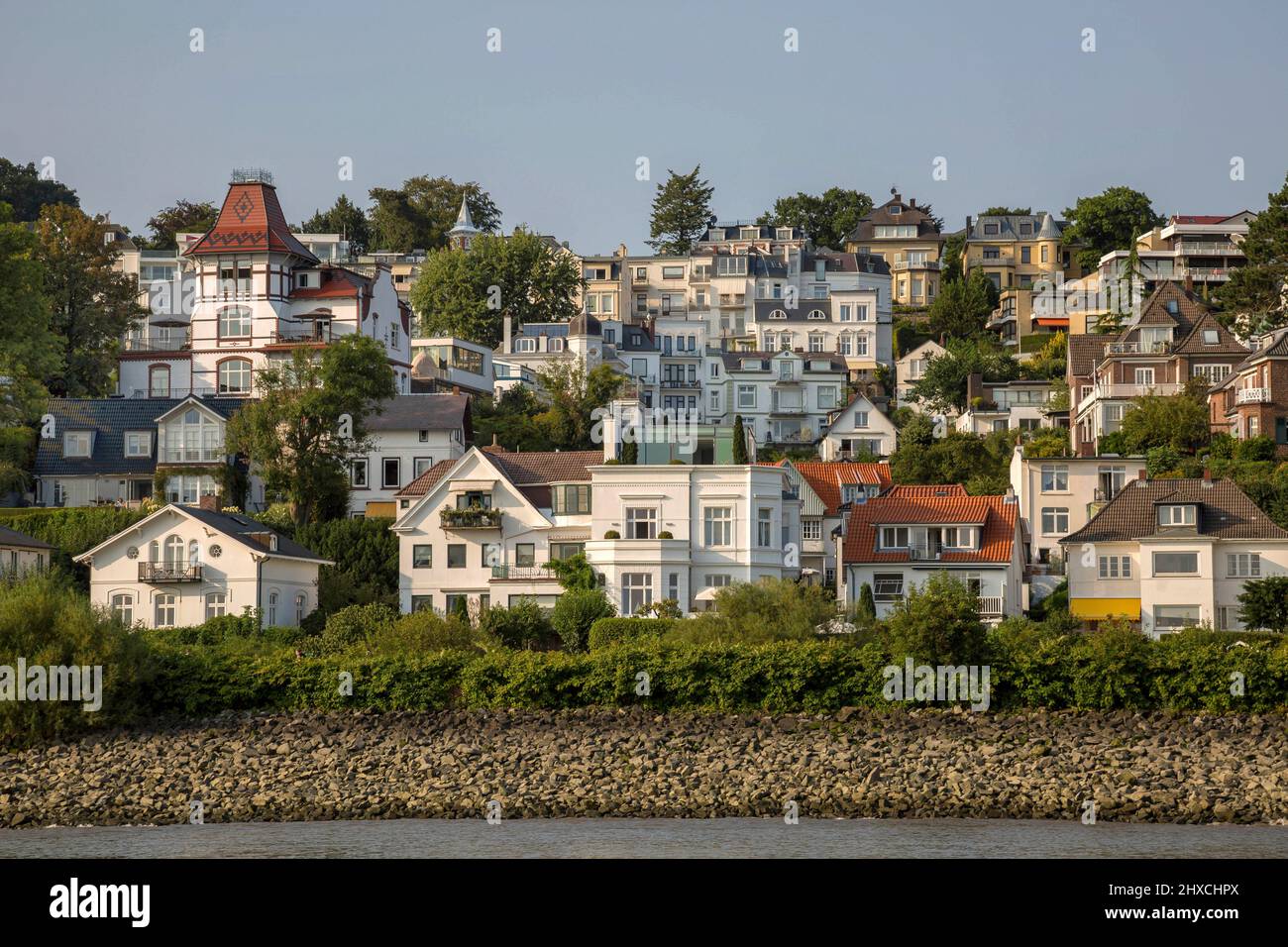 Alte Architektur am Strandweg im Hamburger Stadtteil Blankenese an der Elbe Stockfoto