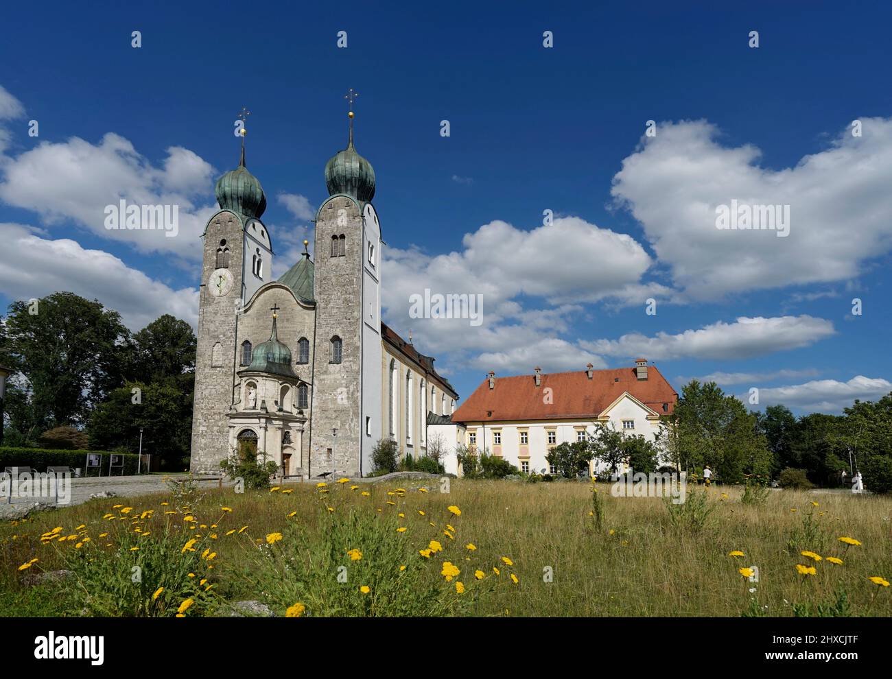 Deutschland, Bayern, Oberbayern, Chiemgau, Altenmarkt an der Alz, Kloster Baumburg, St. Margaretenkloster-Kirche Stockfoto