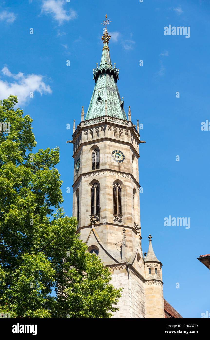 Turm der Stiftskirche St. Amandus in Bad Urach. Stockfoto