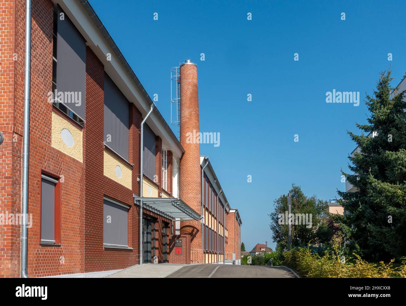 Die ehemalige Korsett-Fabrik von Kindler beherbergt heute das Rathaus von Gomaring Stockfoto