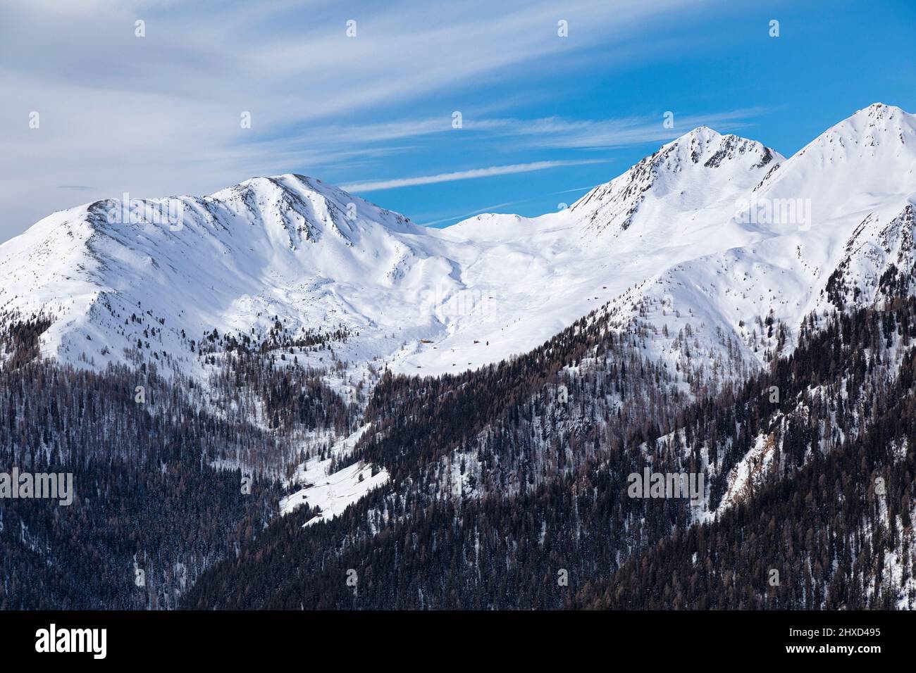Europa, Italien, Südtirol, Provinz Bozen, Gsiesertal, Panoramablick auf die Gsieser Berge mit von links Fellhorn, hoher Mann, kleine hoher Mann und Regelspitze Stockfoto