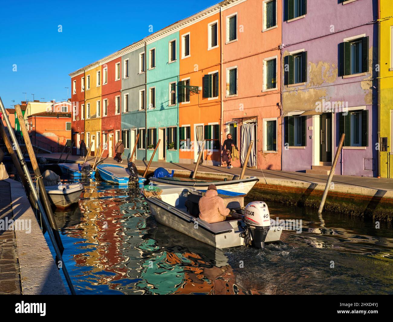 Unterwegs auf Burano in der Lagune von Venedig Stockfoto