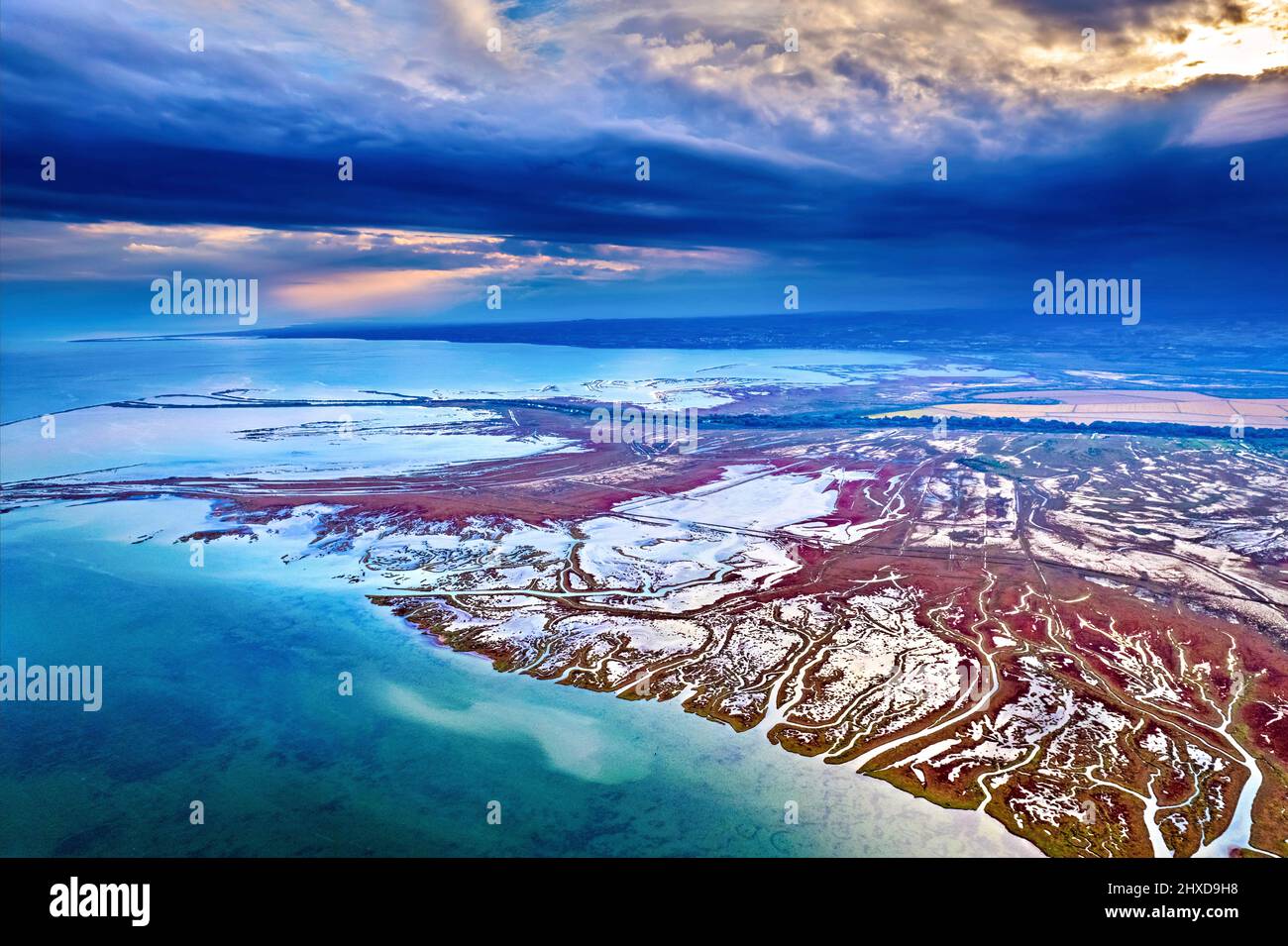 Das Delta des Aliakmon ('Haliacmon') Flusses von oben. Pieria, Zentralmakedonien, Griechenland. Stockfoto