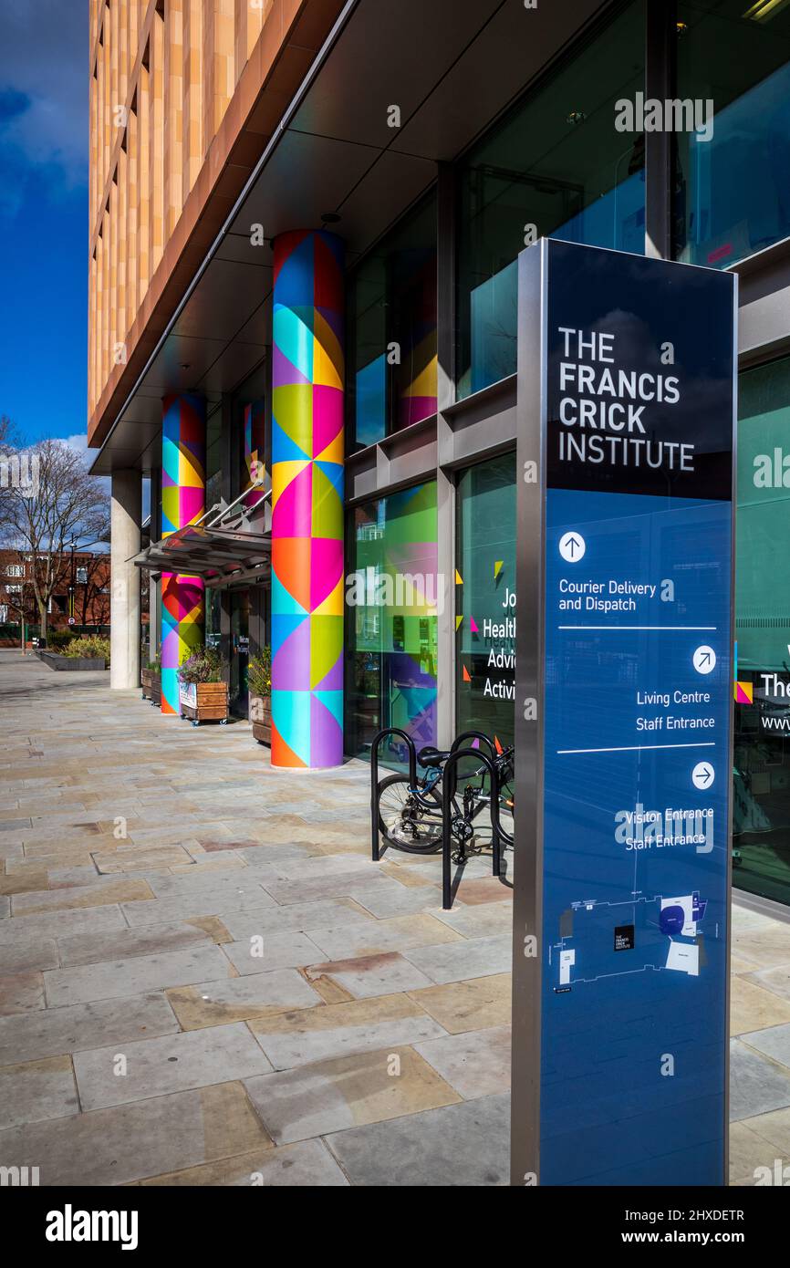 Das Francis Crick Institute London alias The Crick - ein neues biomedizinisches Forschungsinstitut, das im August 2016 eröffnet wurde. Architekten: HOK und PLP Stockfoto