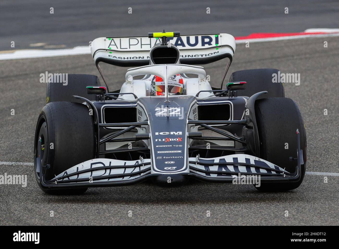 Bahrain International Circuit, Sakhir, Bahrain am 11. März 2022 Yuki Tsunoda 22 (JAP), Scuderia AlphaTauri AT03 während des Tages 2 FORMEL 1 ARAMCO-VORSAISON-TESTS 2022 Phil Duncan Credit: Every Second Media/Alamy Live News Stockfoto