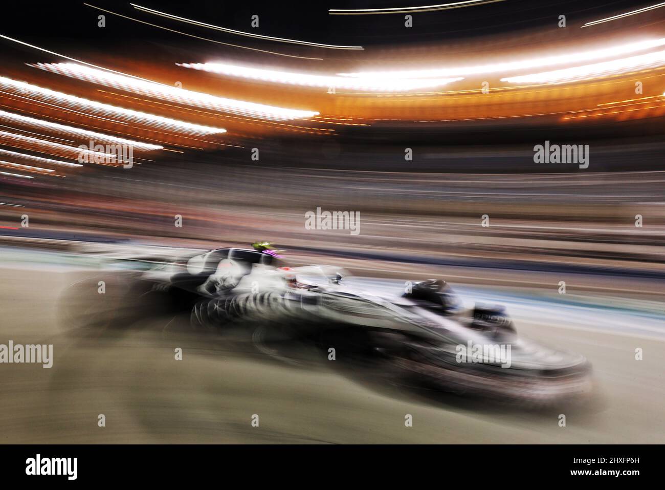 Sakhir, Bahrain. 12. März 2022. Yuki Tsunoda (JPN) AlphaTauri AT03. Formula One Testing, Samstag, 12.. März 2022. Sakhir, Bahrain. Quelle: James Moy/Alamy Live News Stockfoto