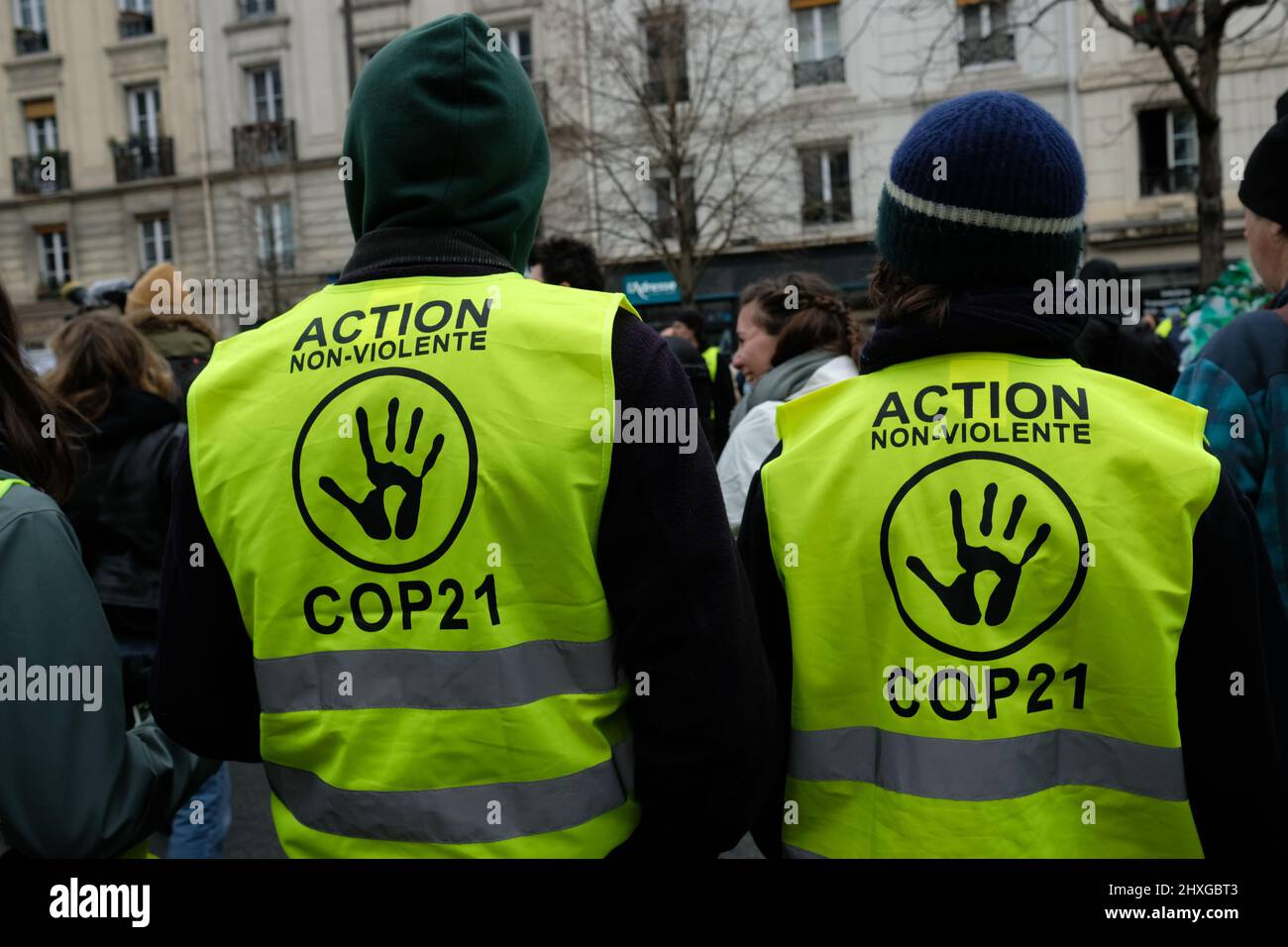 Der Marsch für das Klima in Paris versammelte etwa 8000 Menschen zwischen "Nation" und "Öffentlichkeit". Der Slogan stellte die Ökologie in den Mittelpunkt des Präsidenten Stockfoto