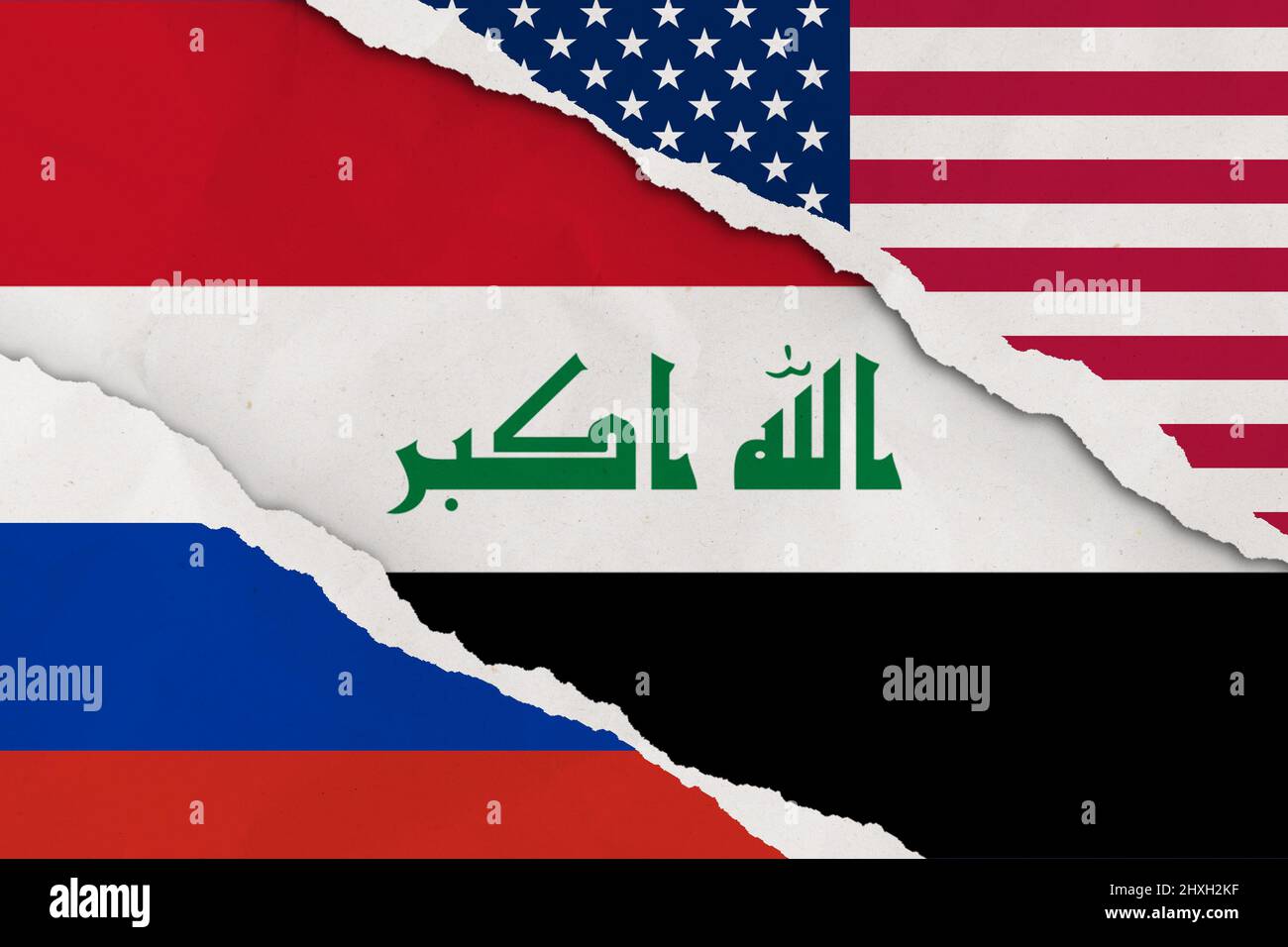 USA, Russland und Irak Flagge gerissen Papier Grunge Hintergrund Stockfoto