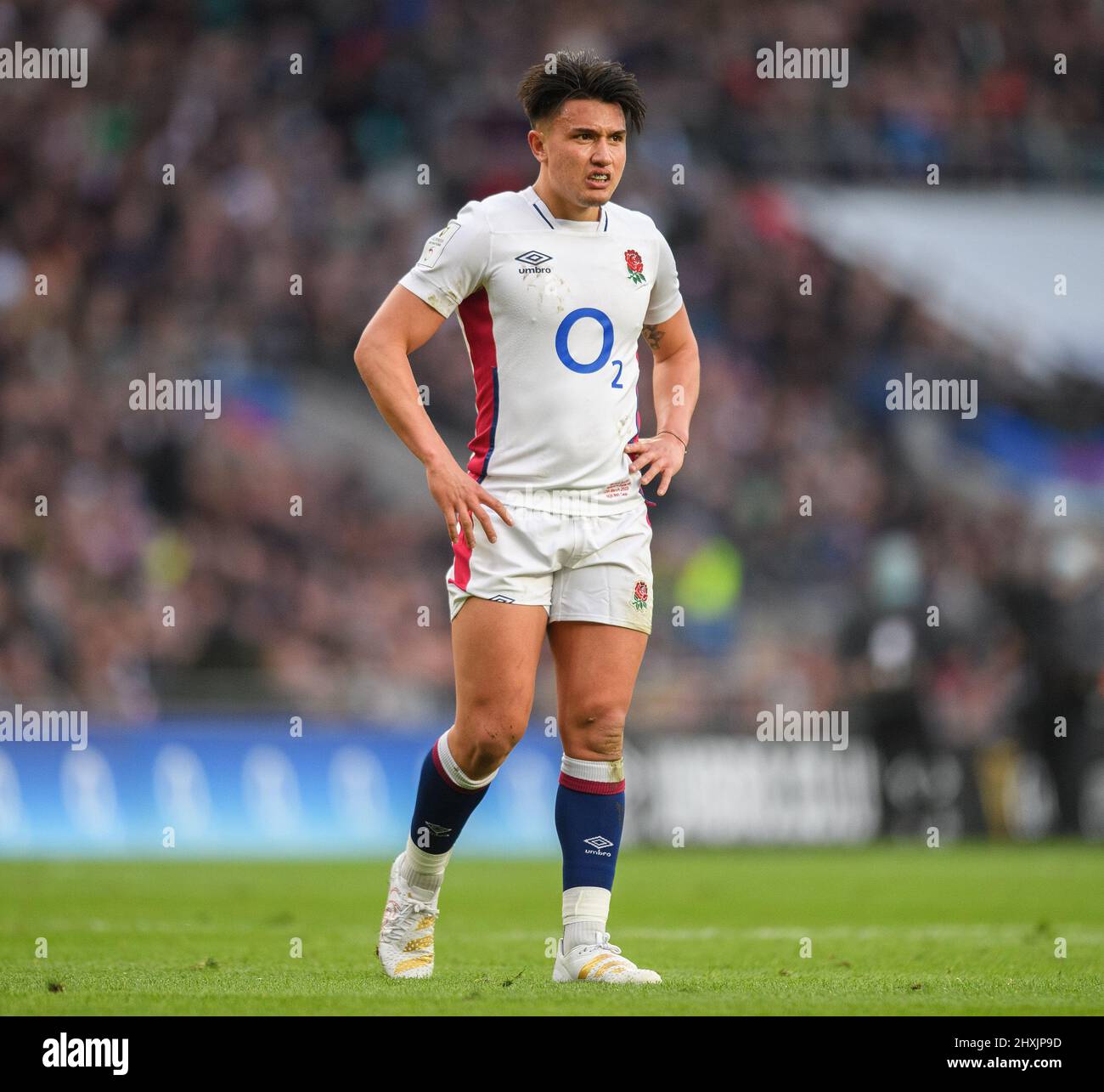 12. März 2022 - England gegen Irland - Guinness Six Nations - Twickenham Stadium Englands Marcus Smith während des Spiels gegen Irland. Bildnachweis : © Mark Pain / Alamy Live News Stockfoto