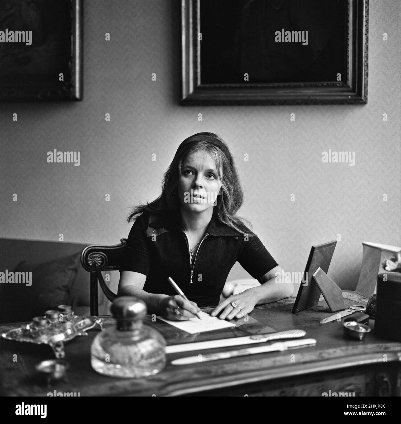 Lady Lucan, Ehefrau des vermissten Lord Lucan, abgebildet in ihrem