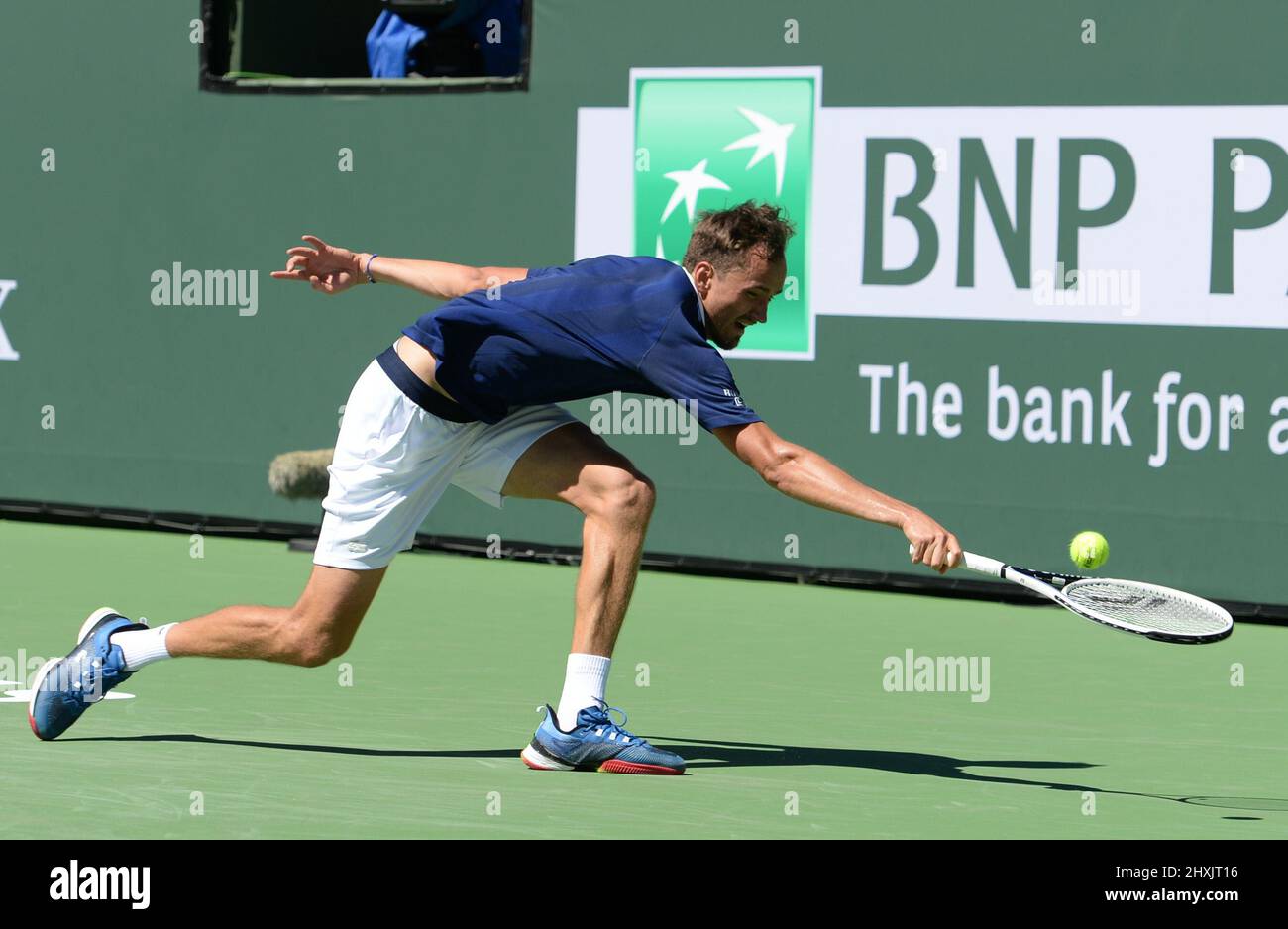 Daniil Medvedev (RUS) besiegte Tomas Machac (CZE) 6-3, 6-2, bei den BNP Paribas Open, die am 12. März 2022 im Indian Wells Tennis Garden in Indian Wells, Kalifornien, gespielt wird: © Karla Kinne/Tennisclix/CSM Stockfoto