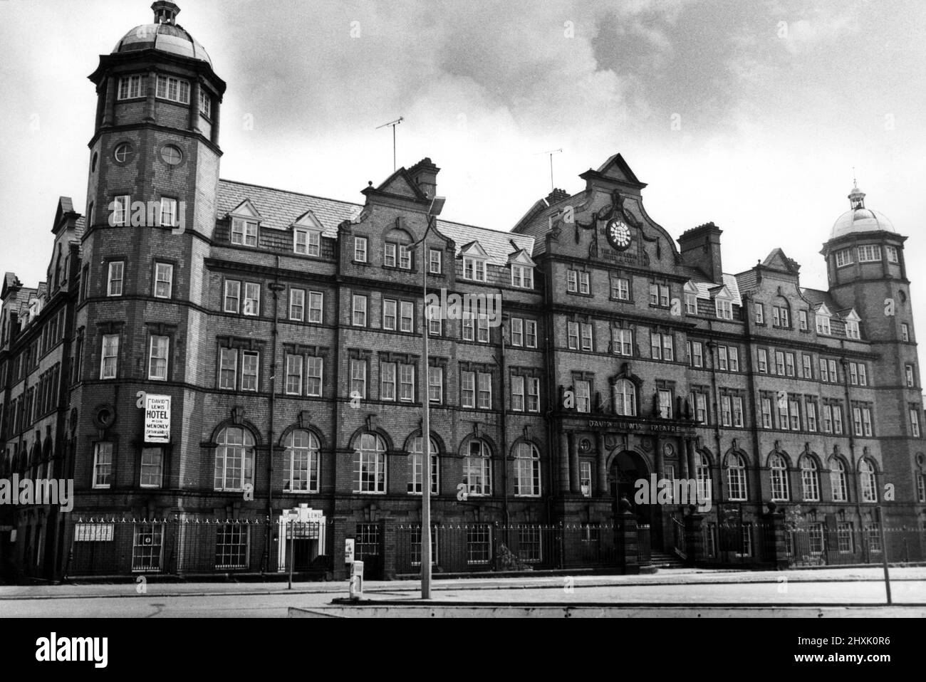 Das David Lewis Hotel in Great George Place. Liverpool, Merseyside. Ca. Mai 1977. Stockfoto