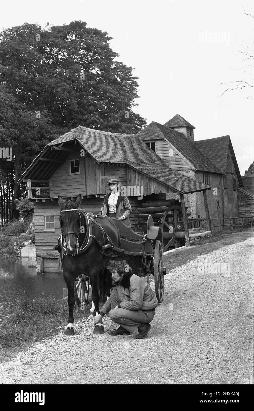 Die Schauspielerin Jenny Agutter während der Drehorte für den Eagle ist am 14.. Juni 1976 in Mapledurham gelandet Stockfoto