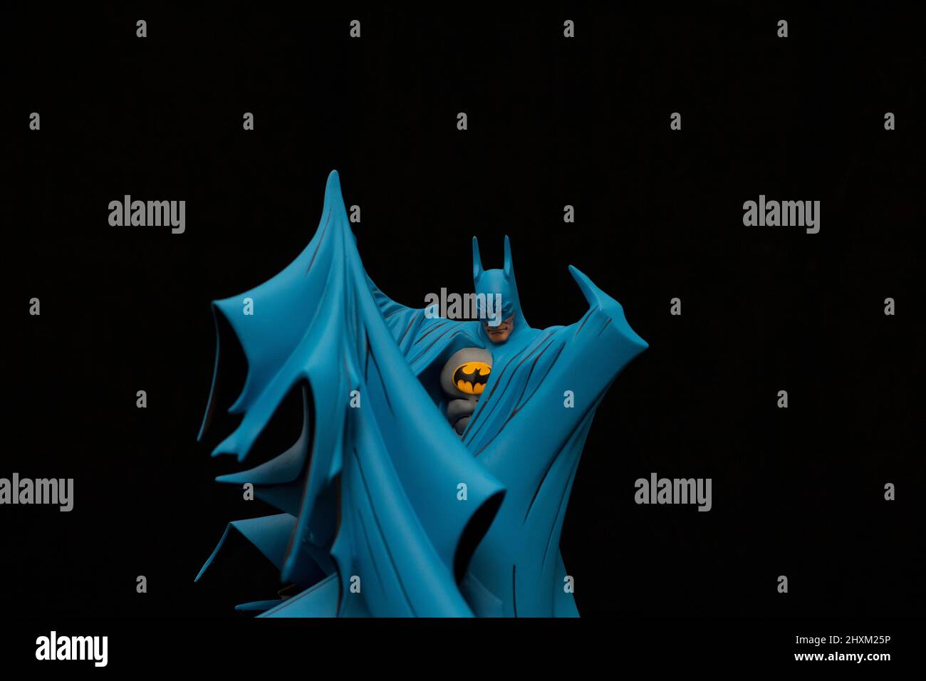 Eine Statue von Batman aus dem zweiten Jahr Comic des Künstlers Todd McFarlane Stockfoto