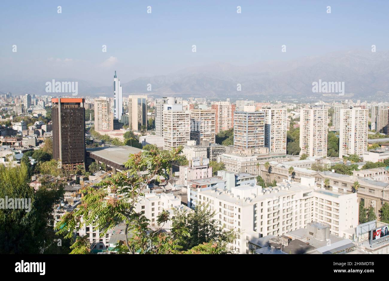 DIE SKYLINE DER INNENSTADT VON CERRO SANTA LUCIA SANTIAGO CHILE Stockfoto