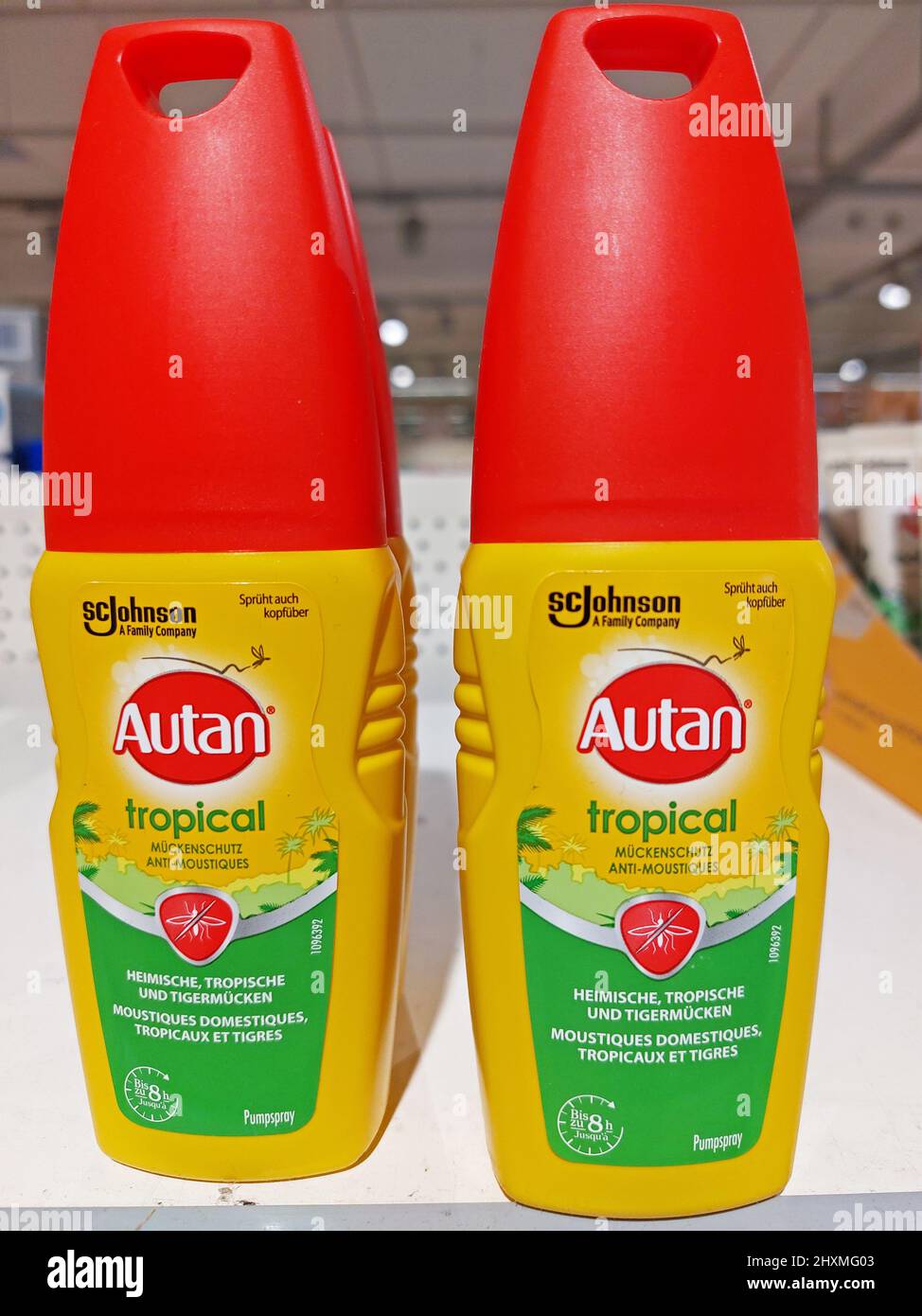Autan Insektenschutzmittel in einem Supermarkt Stockfoto